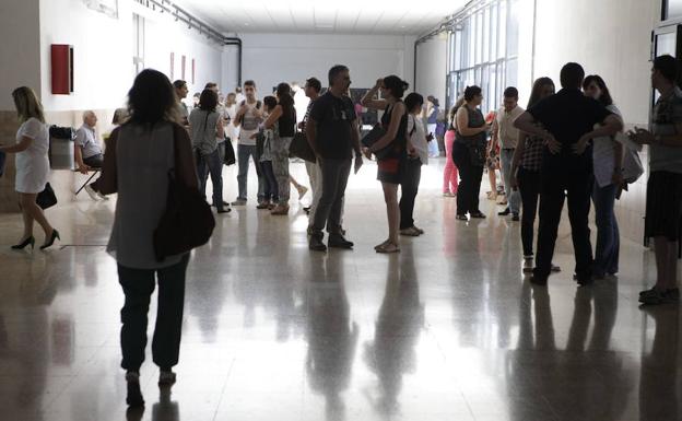 Educación publica la composición de los tribunales para las oposiciones de Secundaria