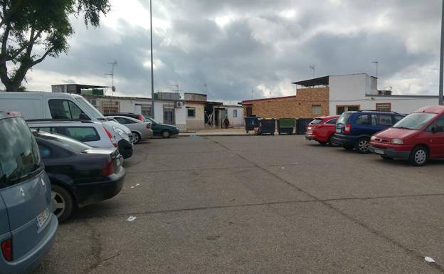 Una discusión por una plaza de aparcamiento acaba con un herido con un objeto punzante en Badajoz