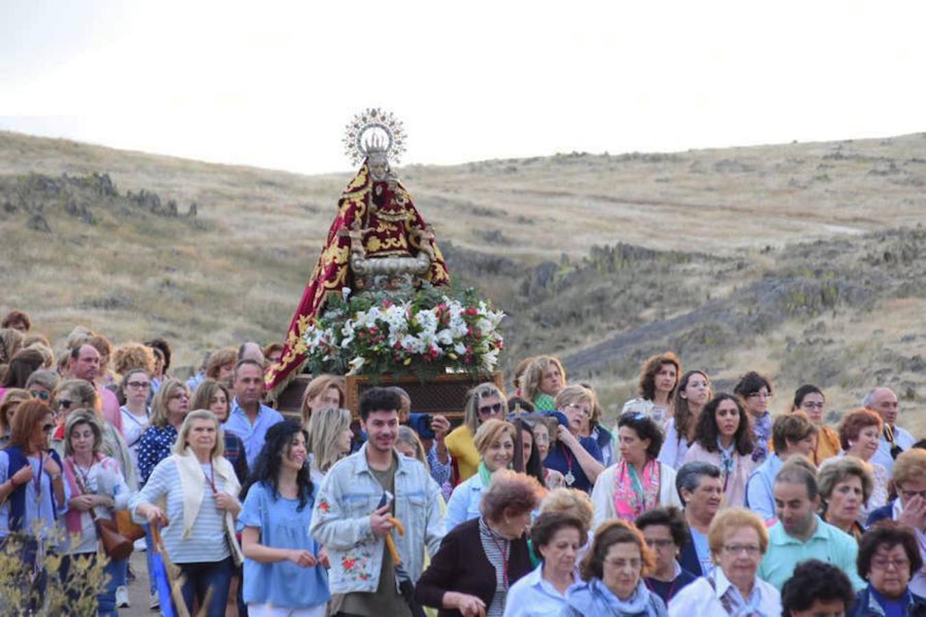 La Virgen de Piedraescrita regresa a su santuario y ya está entre los barrancos