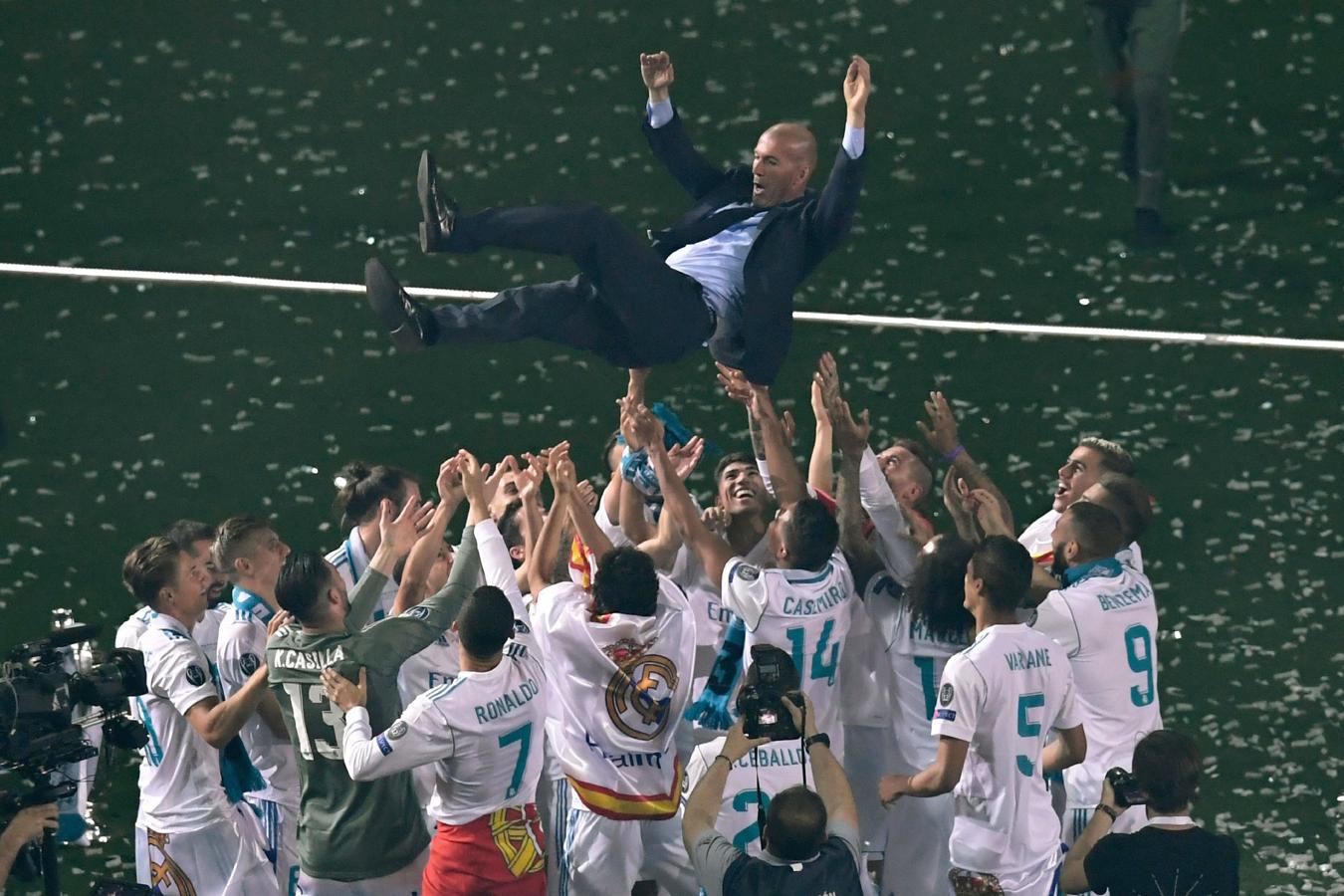 El paso de Zidane por el banquillo blanco