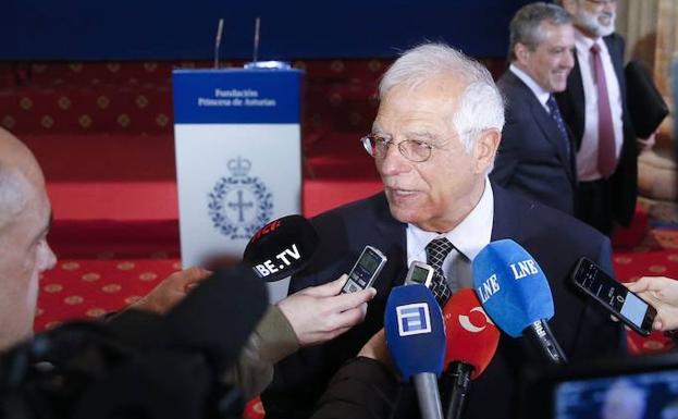 Josep Borrell acepta ser ministro de Exteriores del Gobierno de Sánchez
