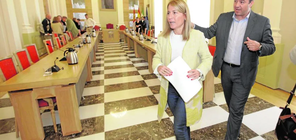 Ciudadanos amenaza en Cáceres el triunfo del PP, que se sitúa todavía por delante