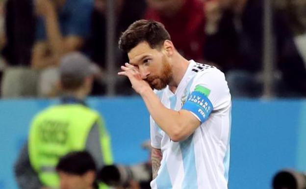 Messi roza un nuevo drama con Argentina