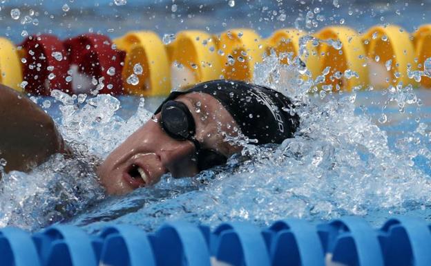 La natación aupa a España en el medallero tras la primera jornada