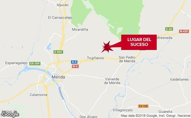 Cuatro jóvenes resultan heridos tras una salida de vía de un automóvil en Trujillanos