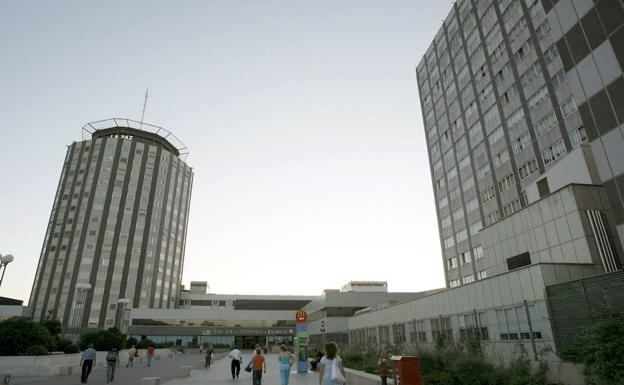 Hallan el cadáver de un hombre en el hueco de un ascensor del Hospital de La Paz de Madrid