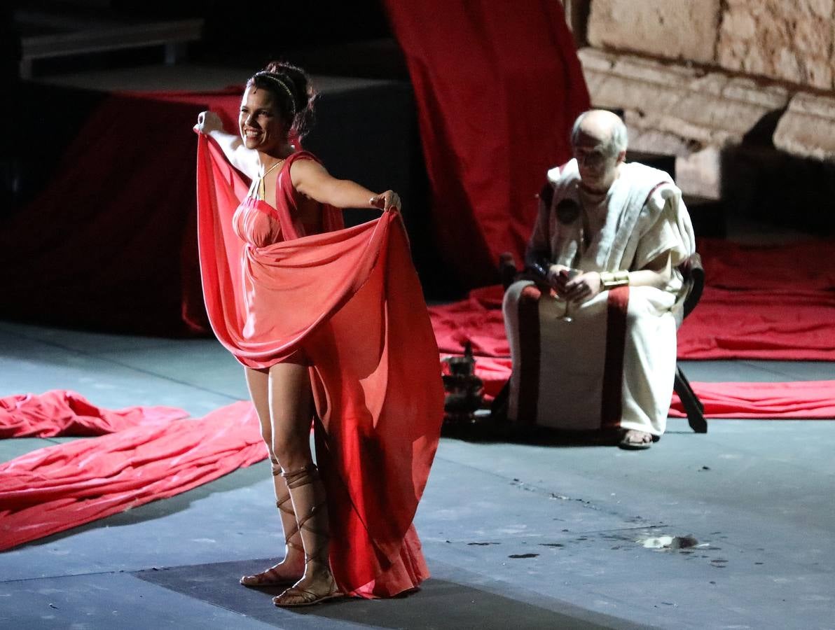 El abuso de poder, la lujuria y el drama salpican al 'Nerón' más artista en su estreno en Mérida