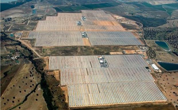 La japonesa Itochu, promotora de la planta de Logrosán, reclama daños a España por el recorte a las renovables
