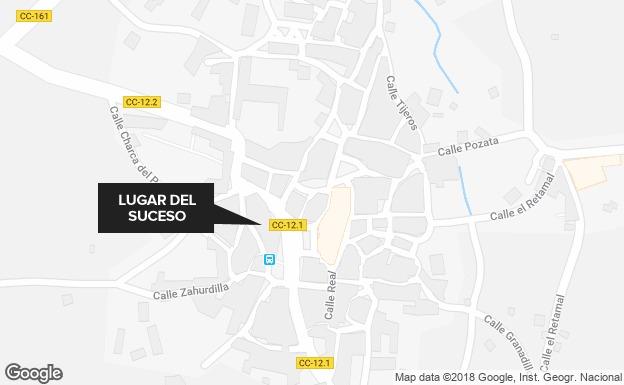 Un hombre de 77 años, herido tras chocar su turismo contra una pared en Oliva de Plasencia