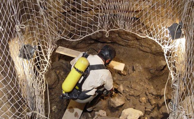 La ley de memoria histórica costará 1,3 millones de euros al año a la Junta