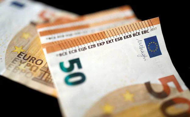 Un niño de 12 años de Tenerife devuelve un sobre con 2.000 euros que encontró en la calle