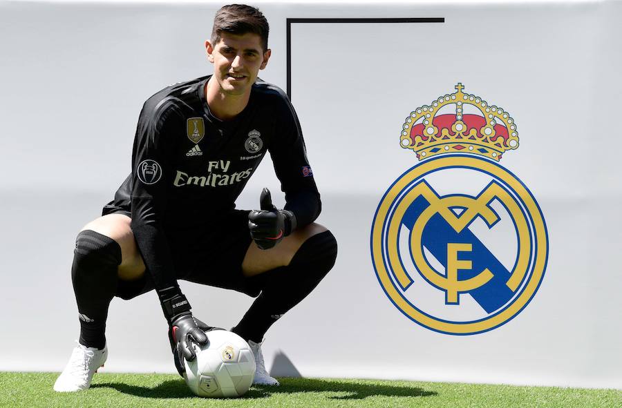 La presentación de Courtois con el Real Madrid, en imágenes