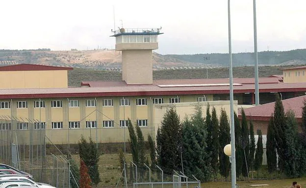 Alarma por varias agresiones de presos a funcionarios en las cárceles de Estremera y Aranjuez