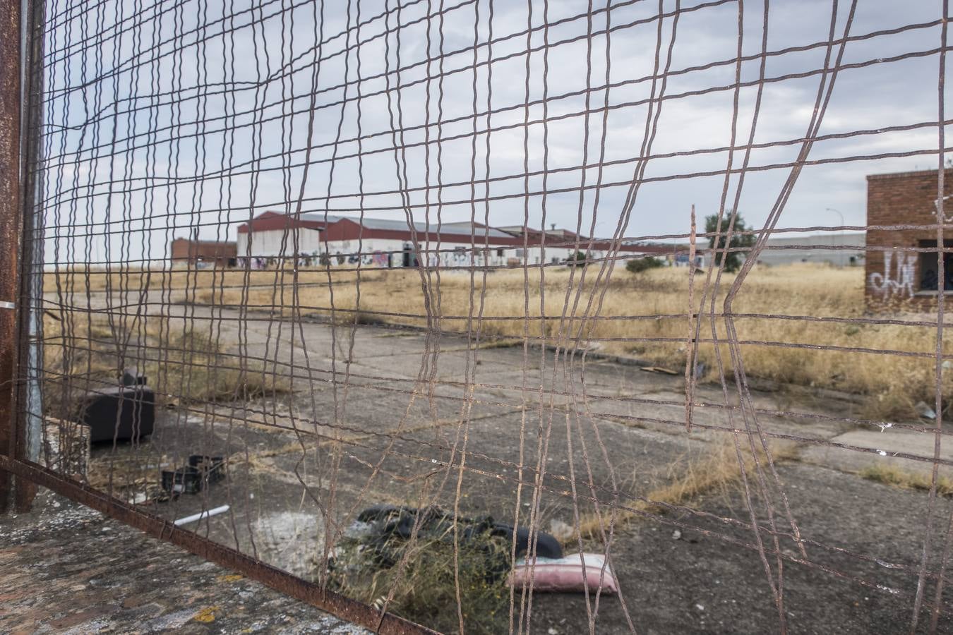 El antiguo matadero de Badajoz se convierte en refugio de grafiteros