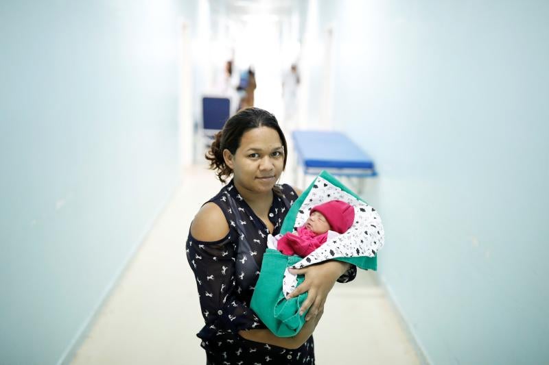 Madres que prefieren parir en otro país
