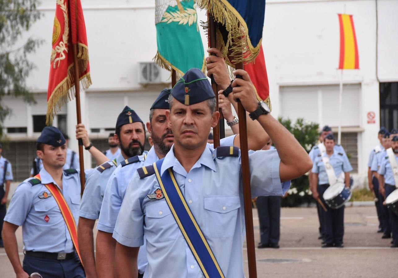 El coronel Vidal Fernández toma posesión como jefe de la Base Aérea y Ala 23