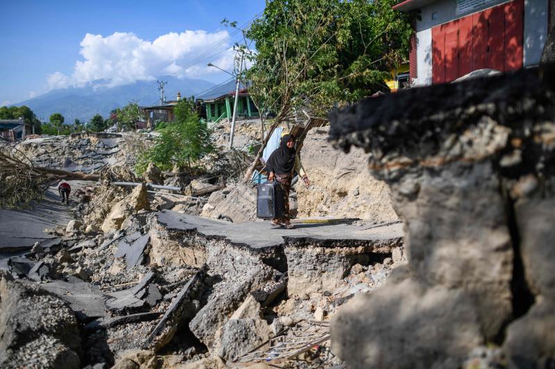 Las imágenes del devastador tsunami en Indonesia