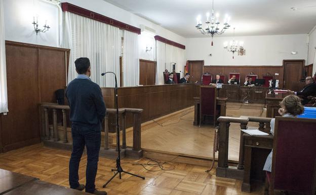 Piden 18 años de prisión para un promotor que vendió tres pisos que no pudo rehabilitar en Badajoz