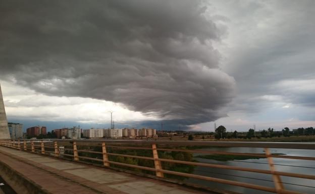 Barcarrota y Mérida, las localidades extremeñas más lluviosas este jueves