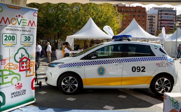 Cuatro municipios pacenses reciben el jueves los primeros coches eléctricos del Plan Movem