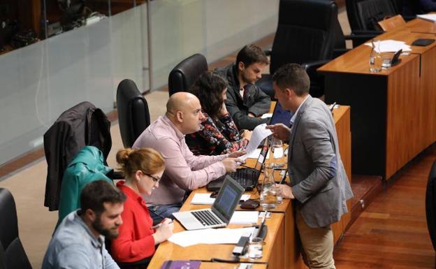 La Asamblea pide alejar las salas de apuestas de los colegios