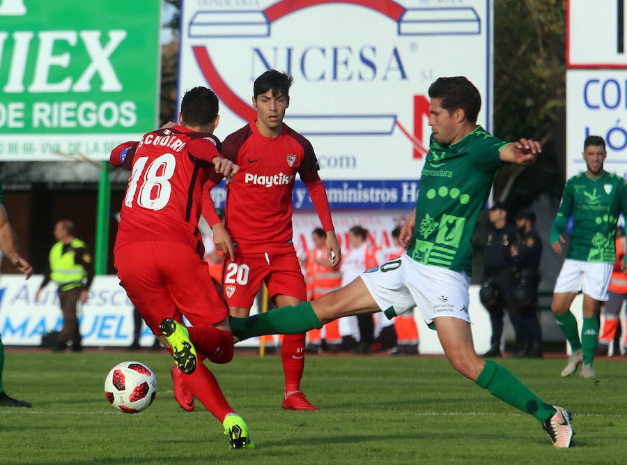 Un Sevilla muy desdibujado no puede con el Villanovense (0-0)