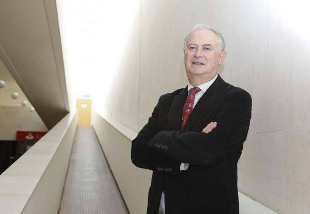 «Nos gustará más o menos, pero es absurdo pensar que Franco era tonto»