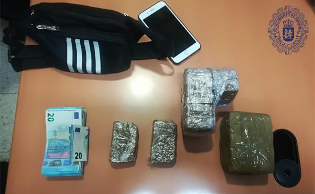 Detenido un hombre de 28 años con 1,3 kilos de hachís en Badajoz