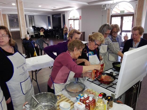 Abuelos y nietos cocinarán de la mano en Almaraz