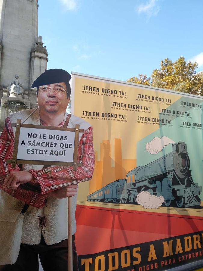 Tres mil personas piden en Madrid un tren digno para Extremadura