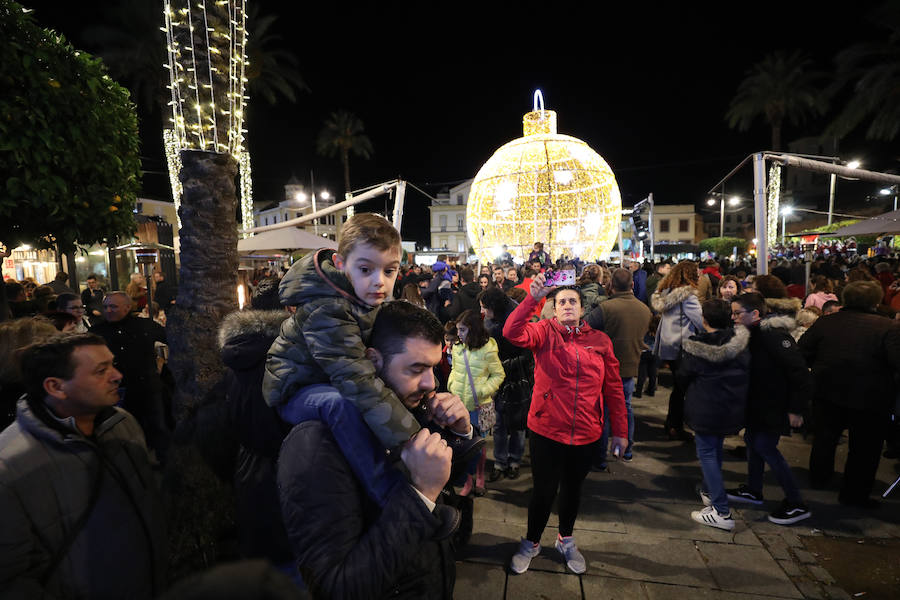 Las luces encienden la Navidad en Mérida