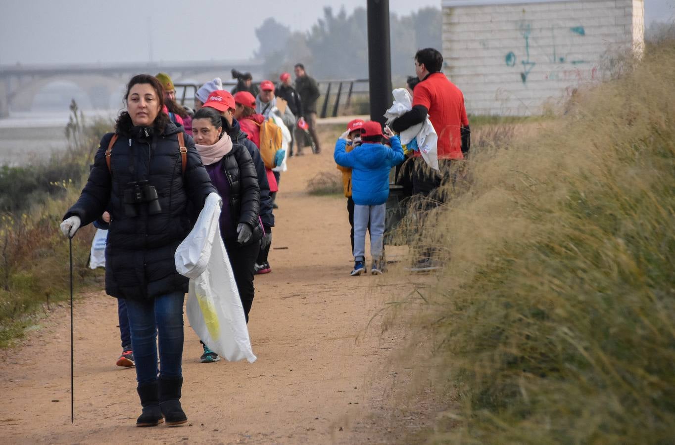 La última moda en Badajoz, botellones bajo los puentes del río