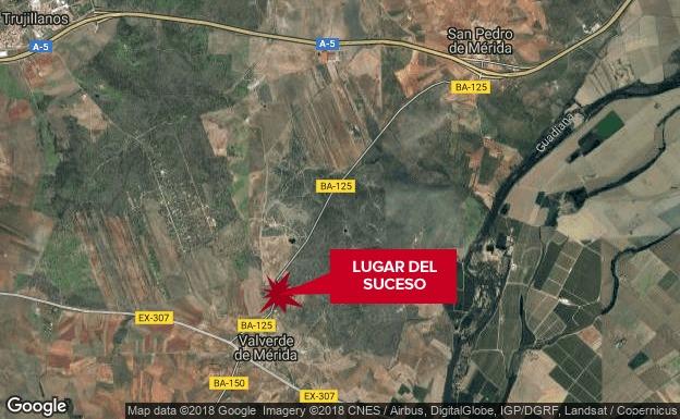 Herido tras una salida de vía y posterior choque cerca de Valverde de Mérida