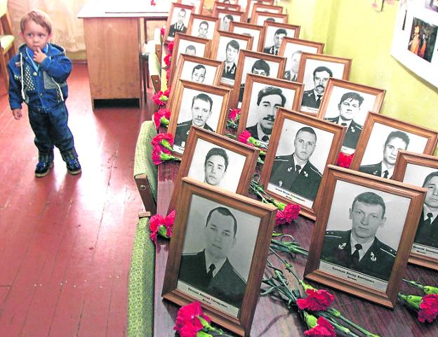 El Kremlin hunde el 'Kursk' en el olvido | Hoy