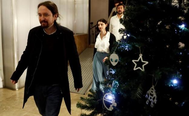 Podemos recurre a un falso Aznar para impulsar sus primarias