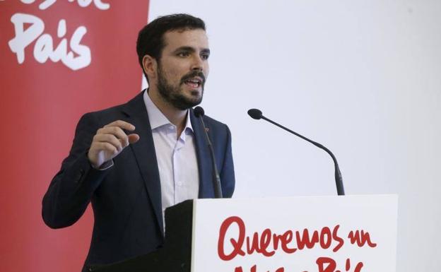 Garzón exige a Llamazares que pida perdón a IU y se marche