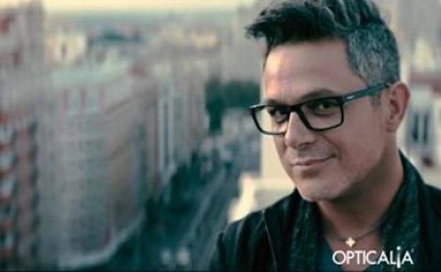 Los famosos no pueden anunciar gafas graduadas