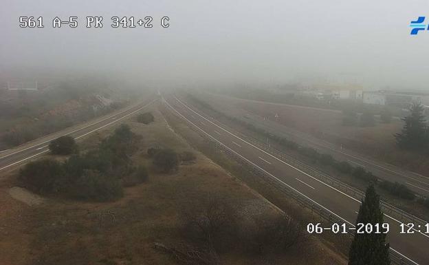 La niebla dificulta la circulación en la A-5 y la A-66 a su paso por Extremadura
