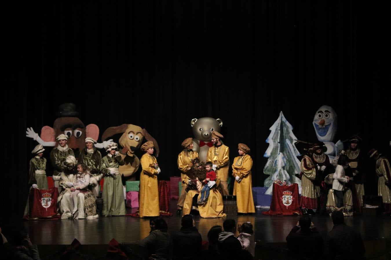 Los Reyes desplegaron fantasía e ilusión en su visita a Jerez