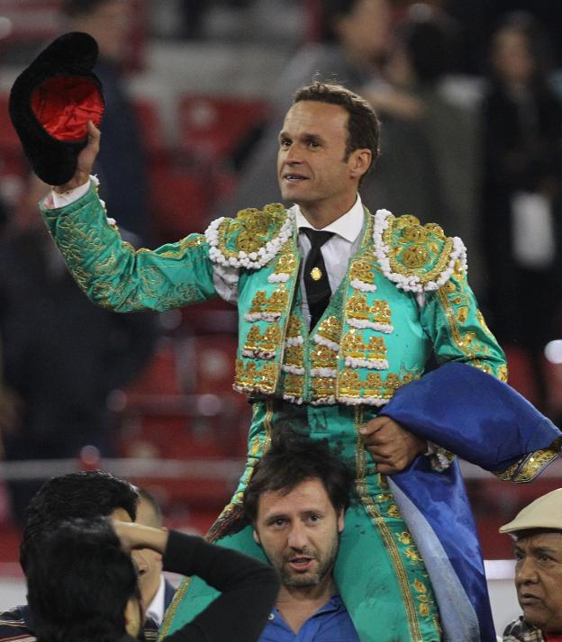 Antonio Ferrera regresa a la México el domingo 27 de enero