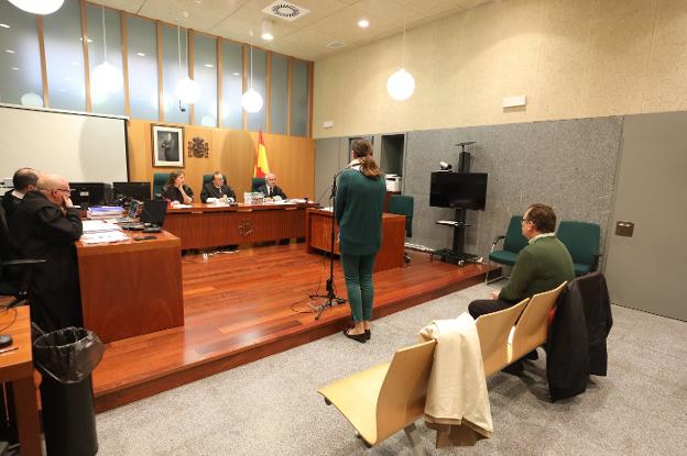 La exconcejala de Mérida Raquel Bravo niega conocer denuncias por ruido