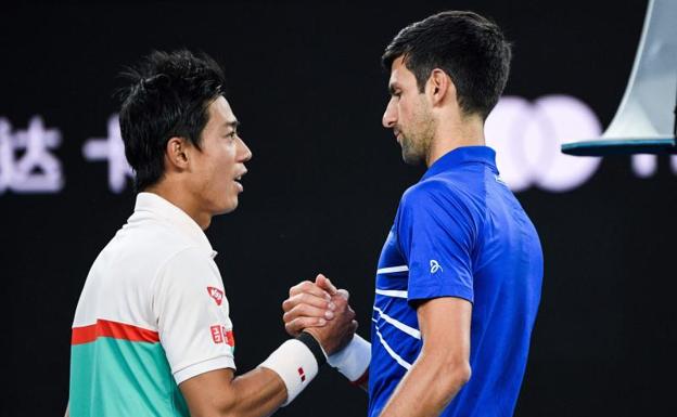 Djokovic alcanza las semifinales tras el abandono de Nishikori