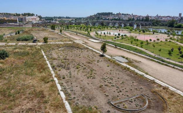 La piscina de la margen derecha de Badajoz se adjudicará la próxima semana