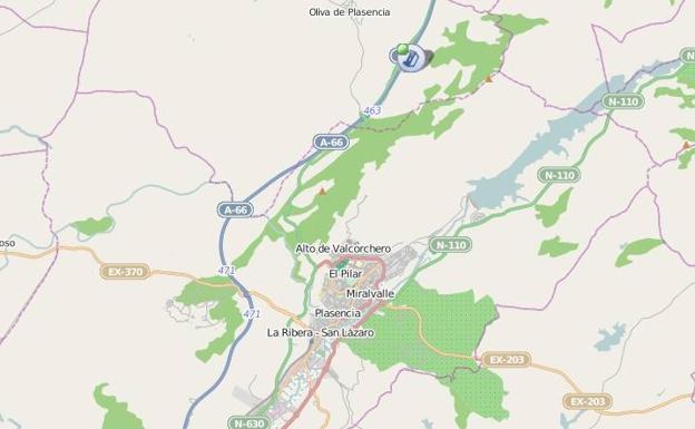 Vuelca un camión en la A-66 tras chocar con otro a la altura de Oliva de Plasencia