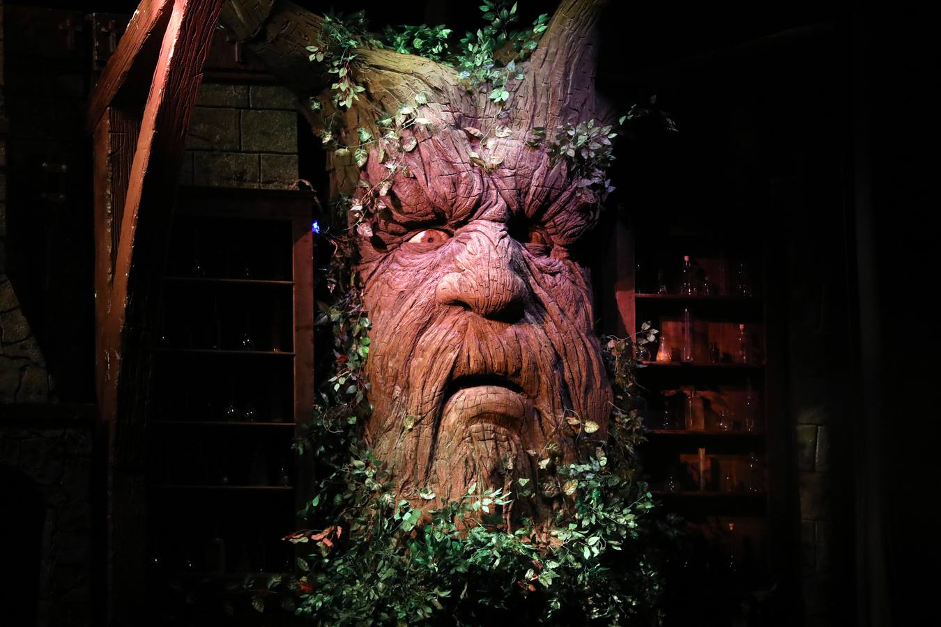 El 'Circo Mágico' llena de fantasía el Palacio de Congresos de Mérida