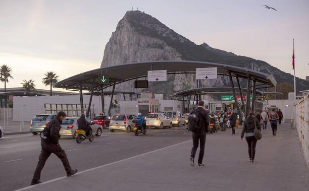 La exención de visados tras el 'Brexit' entra en vía muerta por Gibraltar