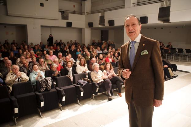 'Franquete' analiza hoy en Badajoz los límites del humor