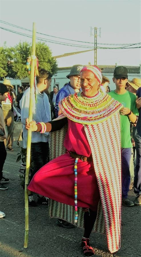 Puebla celebró su desfile de comparsas con gran afluencia de público y un tiempo de primavera