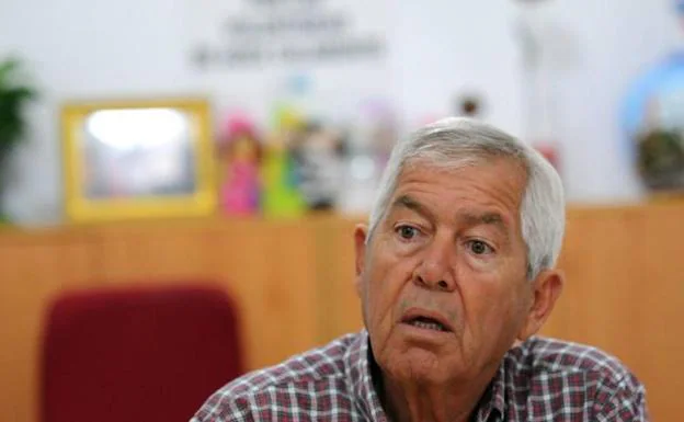 Eugenio Álvarez vuelve a encabezar la lista del PSOE a la Alcaldía de Calamonte