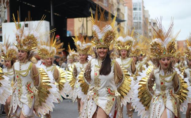 Moracantana gana el desfile de San Roque